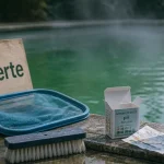Produit miracle eau verte piscine : chlore choc, eau verte trouble